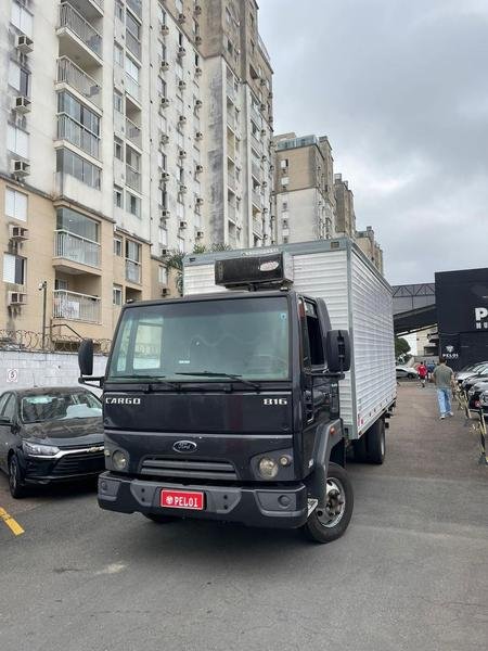 Ford CARGO 816 E/816 S Turbo 2p (diesel)(E5) na cor Cinza em Curitiba / PR - 914468