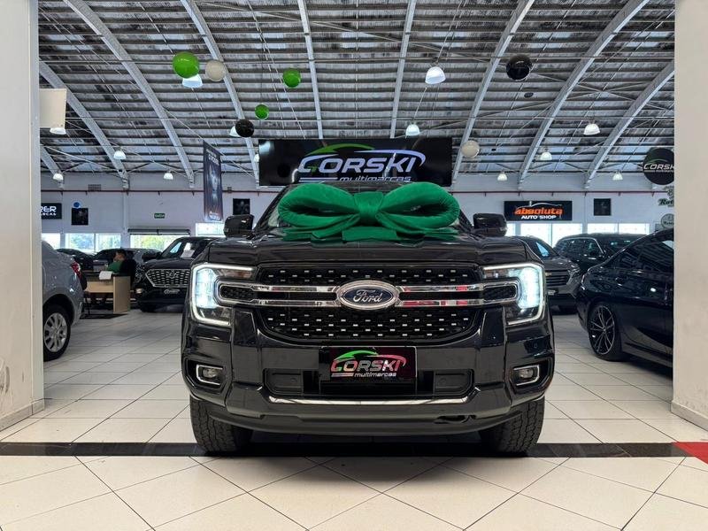 Ford Ranger XLT 3.0 V6 4x4 CD TB Die. Aut. na cor Preto em Curitiba / PR - 915000