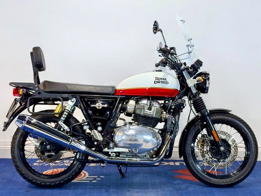 Royal Enfield Interceptor 650 Custom  na cor Branco em Curitiba / PR - 915329