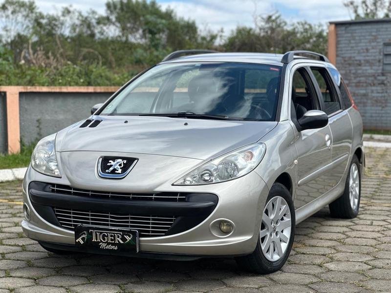 Peugeot 207 Sedan Passion XS 1.6 Flex 16V 4p Aut na cor Prata em Curitiba / PR - 915445
