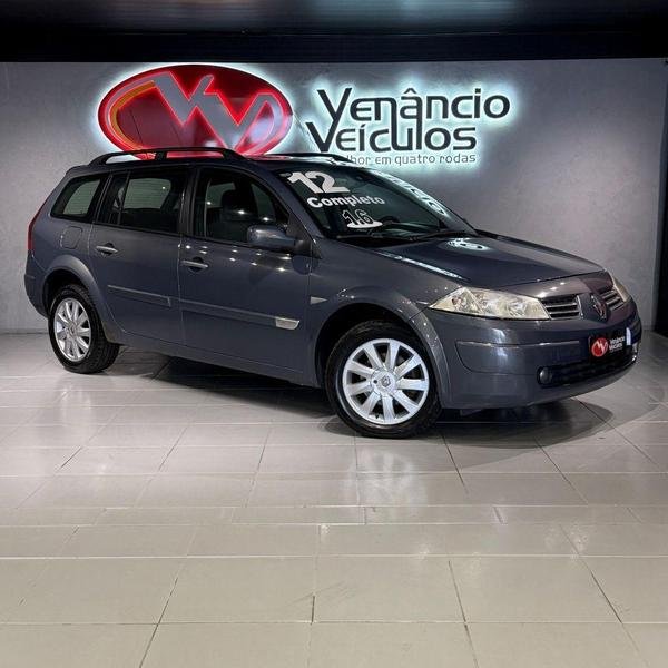 Renault Megane Grand Tour Dynamique 2.0 16V Mec. na cor Cinza no Canoas / RS - 915909