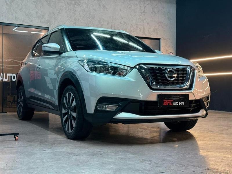 Nissan KICKS SV 1.6 16V FlexStar 5p Aut. na cor Prata em Londrina / PR - 915955