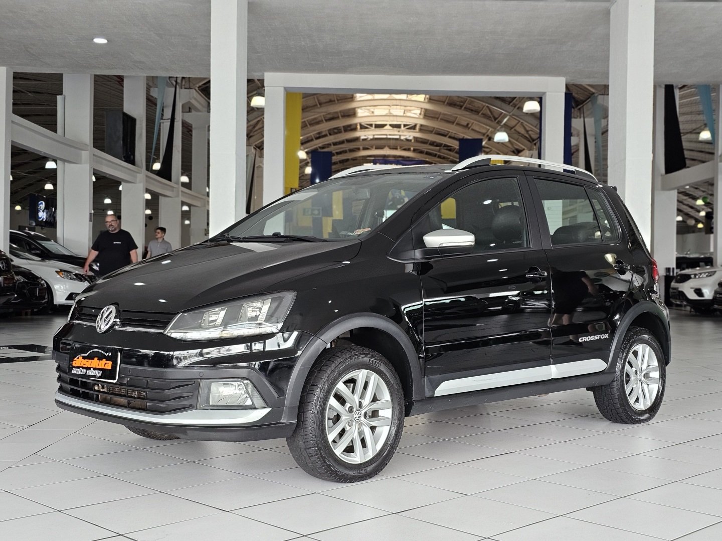 Volkswagen Crossfox 1.6 T. Flex 16V 5p na cor Preto em Curitiba / PR - 915970