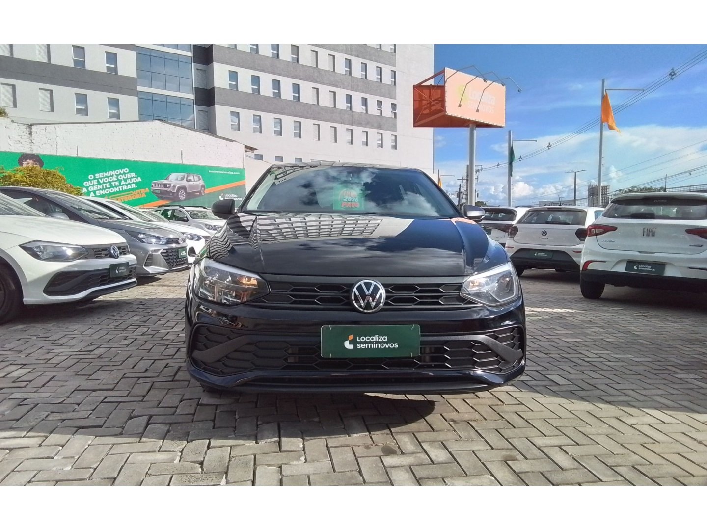 Volkswagen Polo Track Rock in Rio 1.0 Flex 12V 5p na cor Preto em Curitiba / PR - 916579
