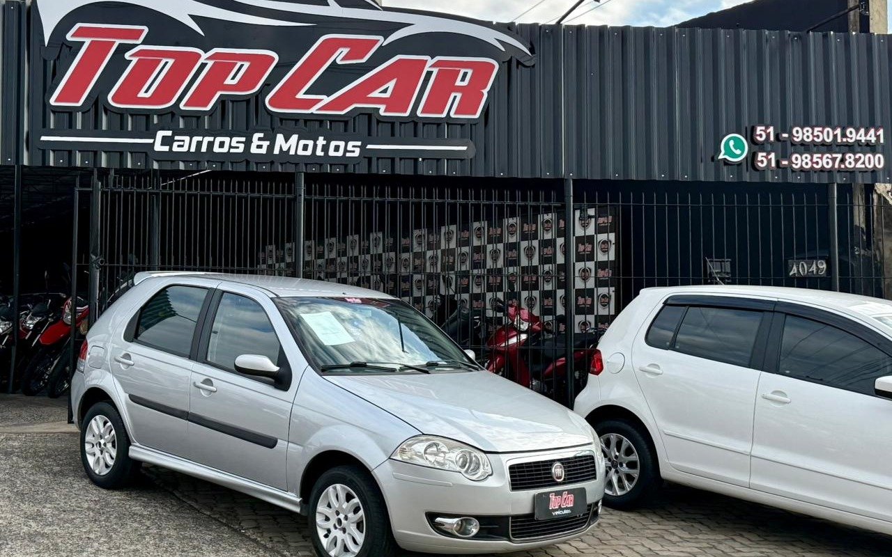 Fiat Palio ELX 1.4 Fire/30 Anos F. Flex 8V 4p na cor Prata no Alvorada / RS - 917676