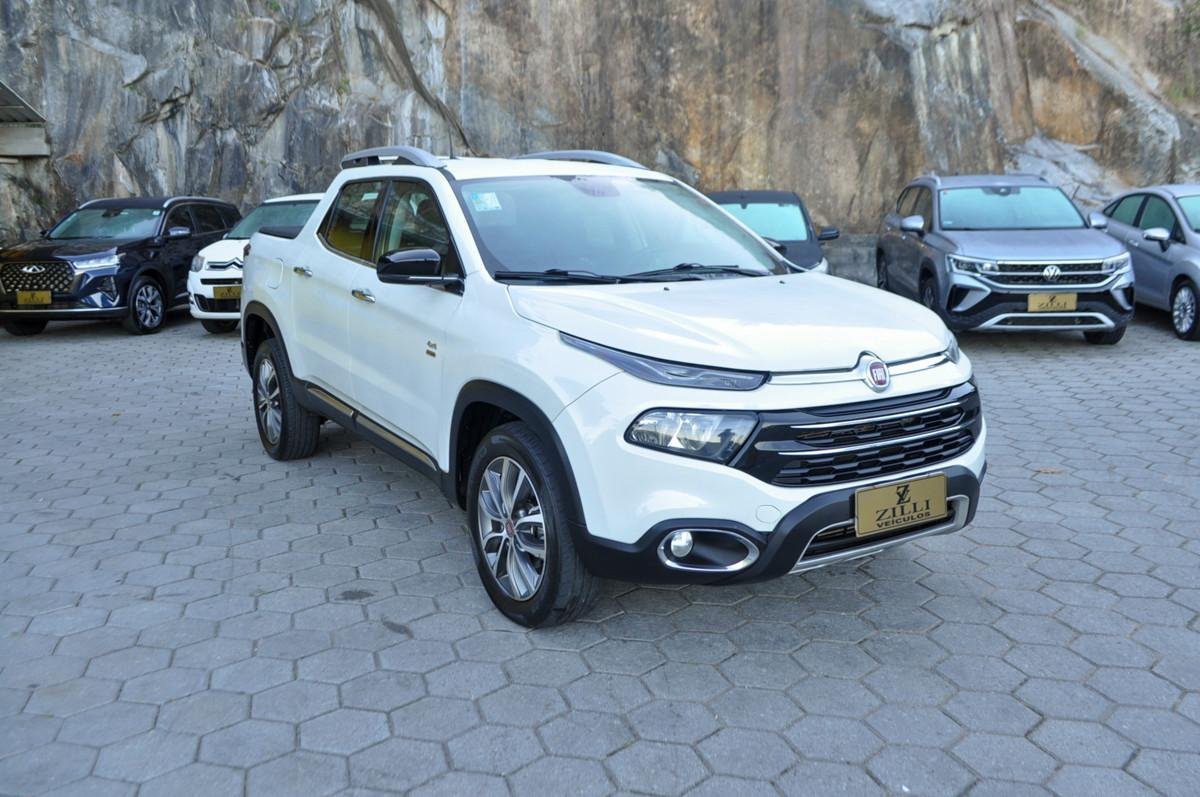 Fiat Toro Volcano 2.0 16V 4x4 TB Diesel Aut. na cor Branco em Florianópolis / SC - 917866