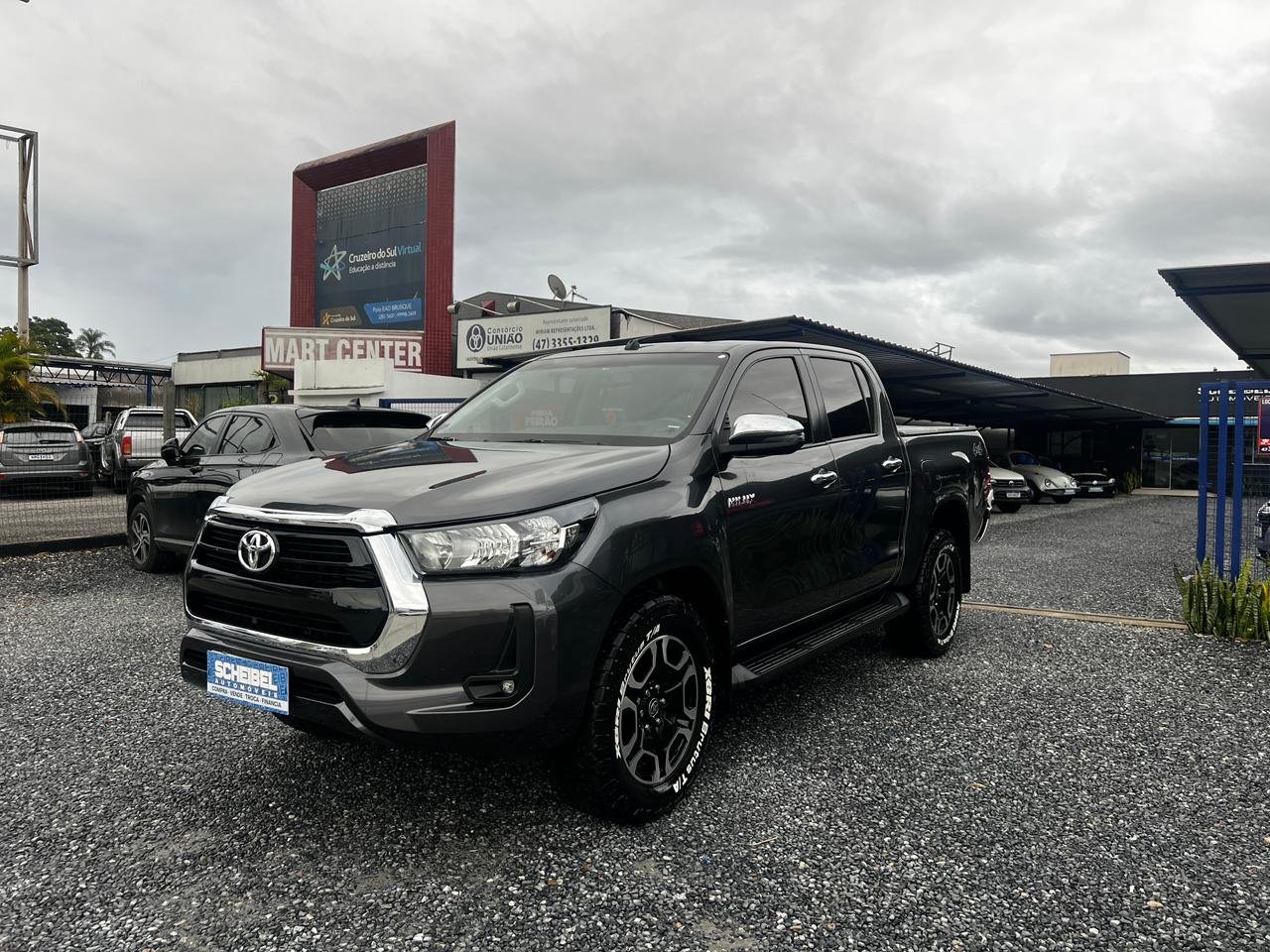 Toyota Hilux SW4 4x4 2.8 Diesel na cor Cinza em Brusque / SC - 917888