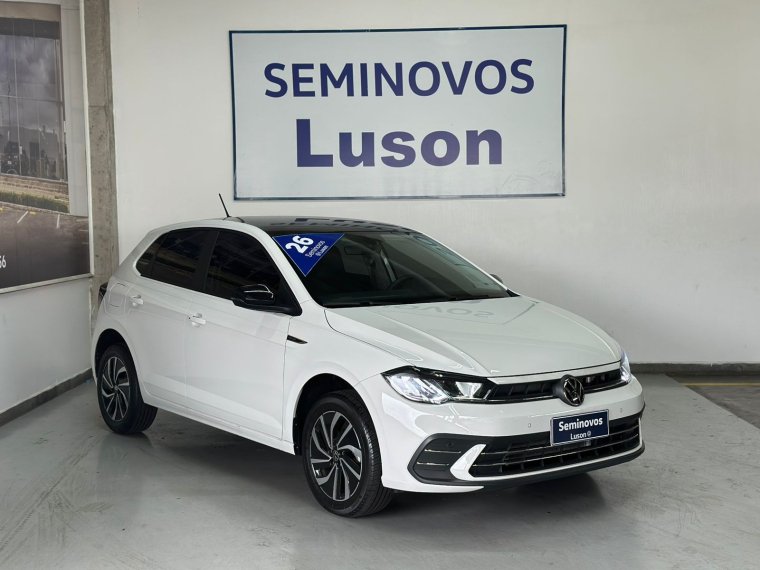 Volkswagen Polo Highline 200 TSI 1.0 Flex 12V Aut. na cor Vermelho em São José dos Pinhais / PR - 918092