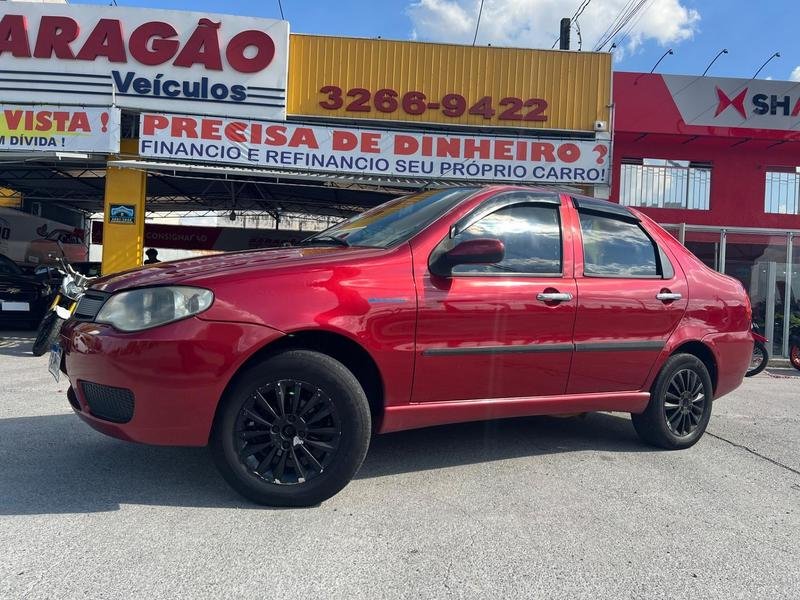Fiat Siena Celebration 1.0 Fire Flex 8V 4p na cor Vermelho em Curitiba / PR - 918335