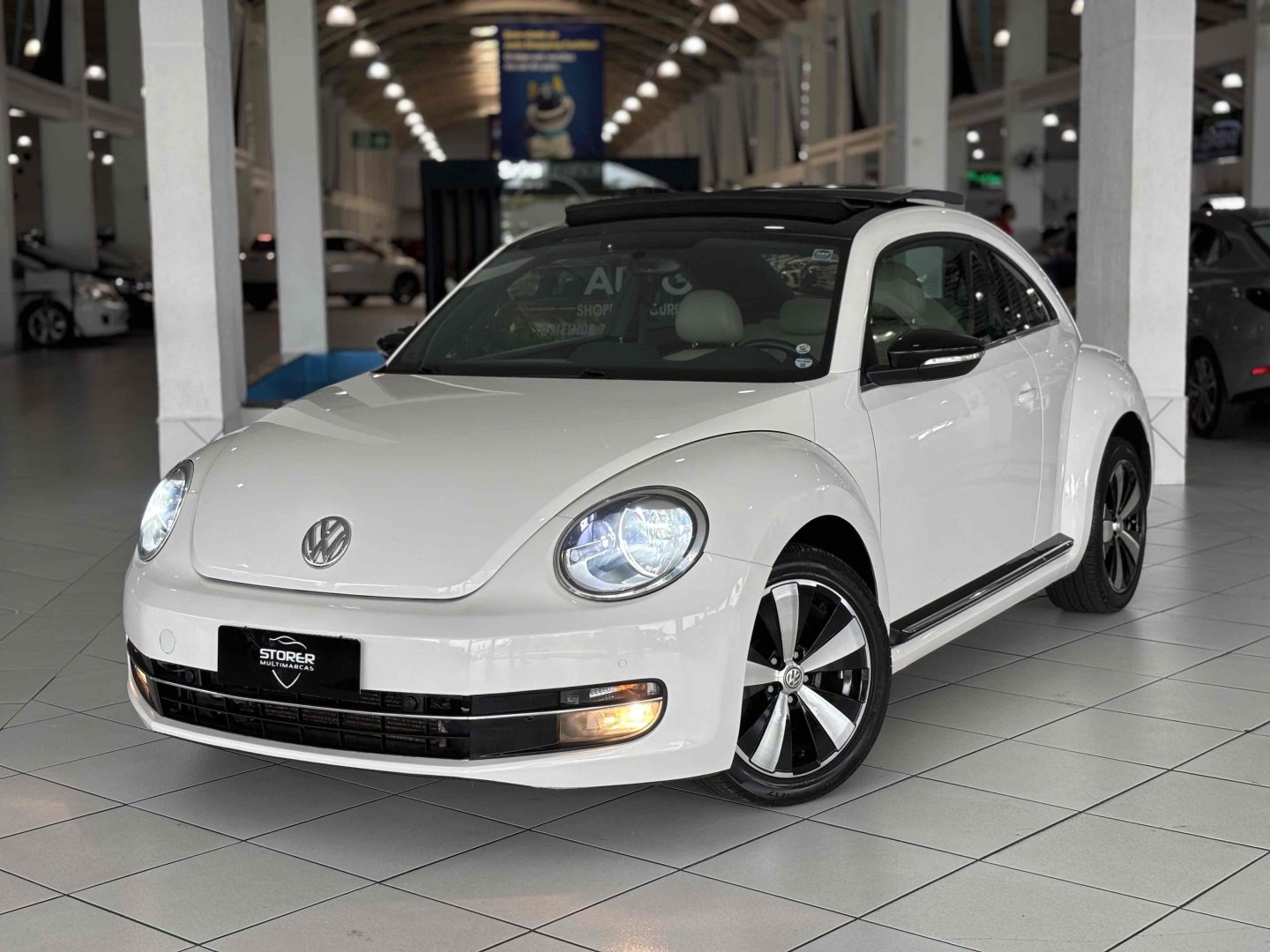 Volkswagen Fusca 2.0 TSI 16V Aut. na cor Branco em Curitiba / PR - 918444