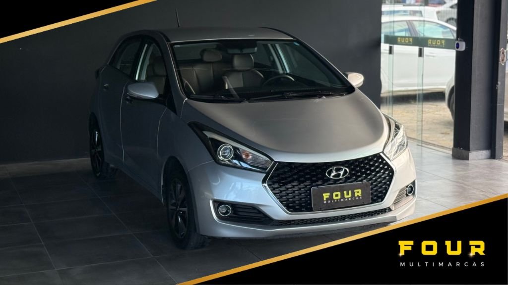 Hyundai HB20 Premium 1.6 Flex 16V Aut. na cor Prata em Florianópolis / SC - 918457