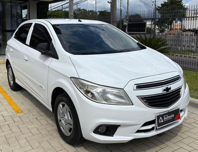 Chevrolet Onix HATCH LT 1.0 12V TB Flex 5p Aut. na cor Branco em Curitiba / PR - 918631