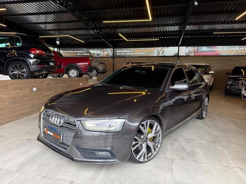 Audi A4 2.0 Avant TFSI 183/180cv Multitroni na cor Cinza em São José dos Pinhais / PR - 918850