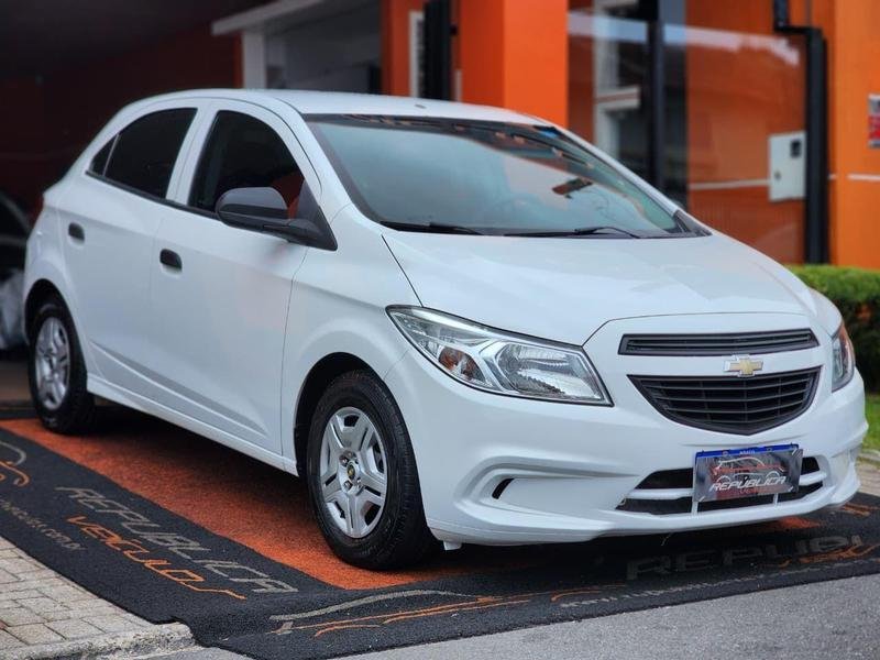 Chevrolet Onix HATCH 1.0 12V TB Flex 5p Aut. na cor Branco em Curitiba / PR - 918996