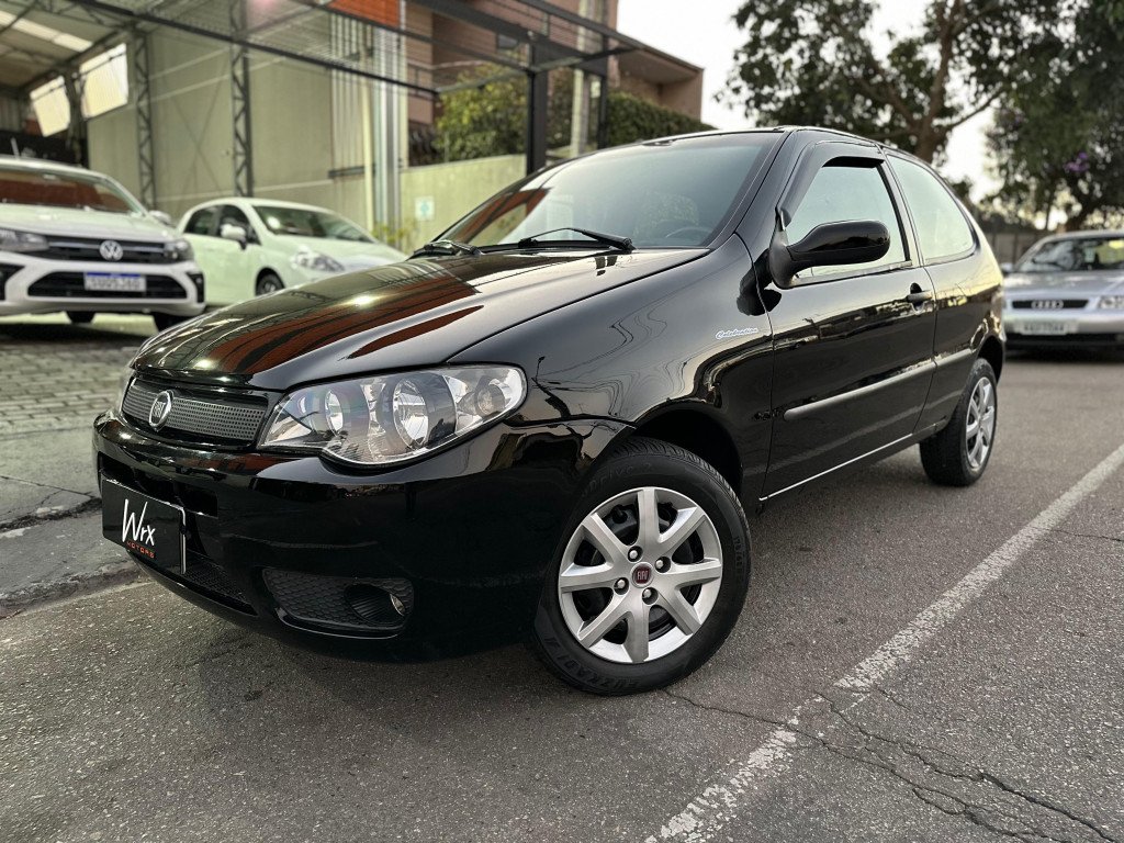 Fiat Palio 1.0 Cel. ECON./ITALIA F.Flex 8V 4p na cor Branco em Curitiba / PR - 919455