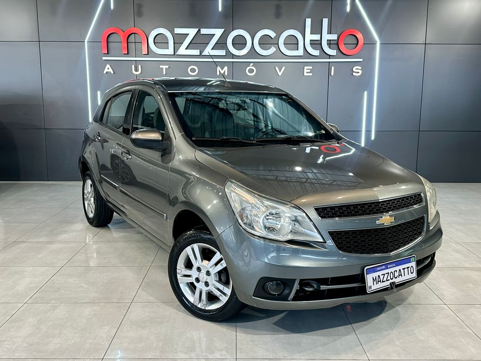 Chevrolet Agile LTZ 1.4 MPFI 8V FlexPower 5p na cor Cinza em Joinville / SC - 919657