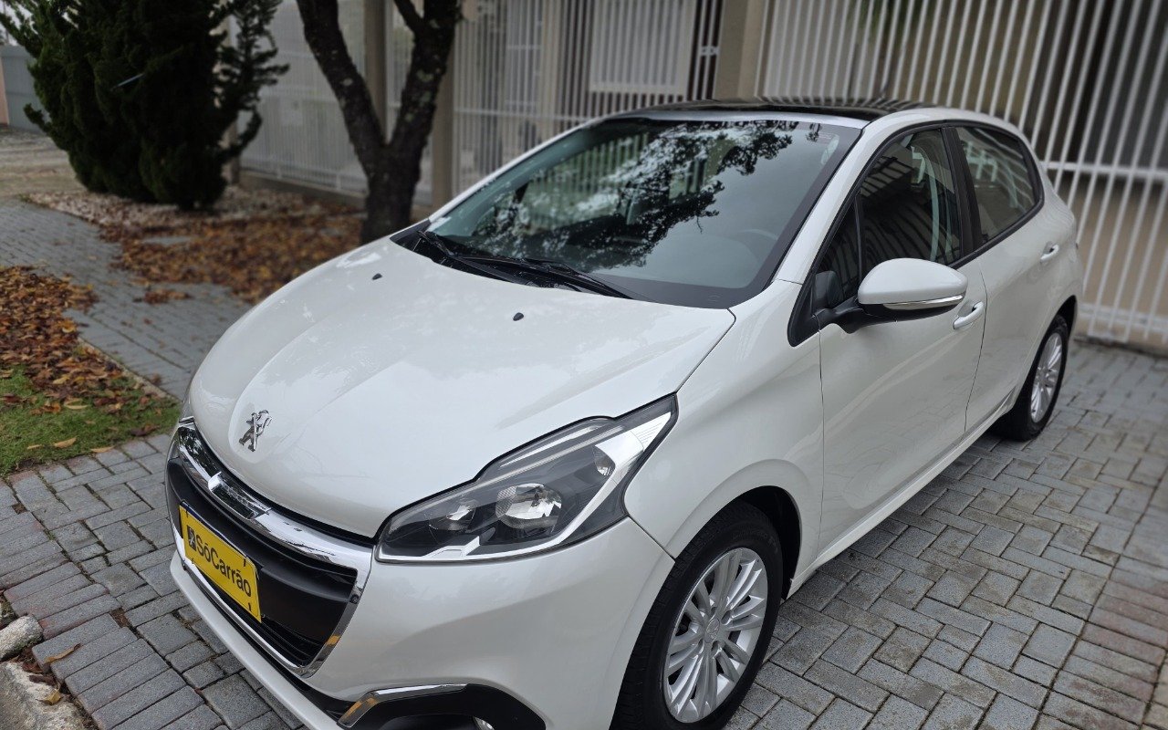 Peugeot 208 Allure 1.6 Flex 16V 5p Aut. na cor Branco em Curitiba / PR - 919684
