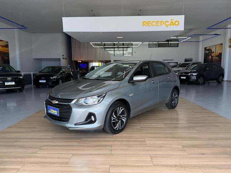 Chevrolet Onix HATCH LT 1.0 12V TB Flex 5p Aut. na cor Prata em Ponta Grossa / PR - 919744