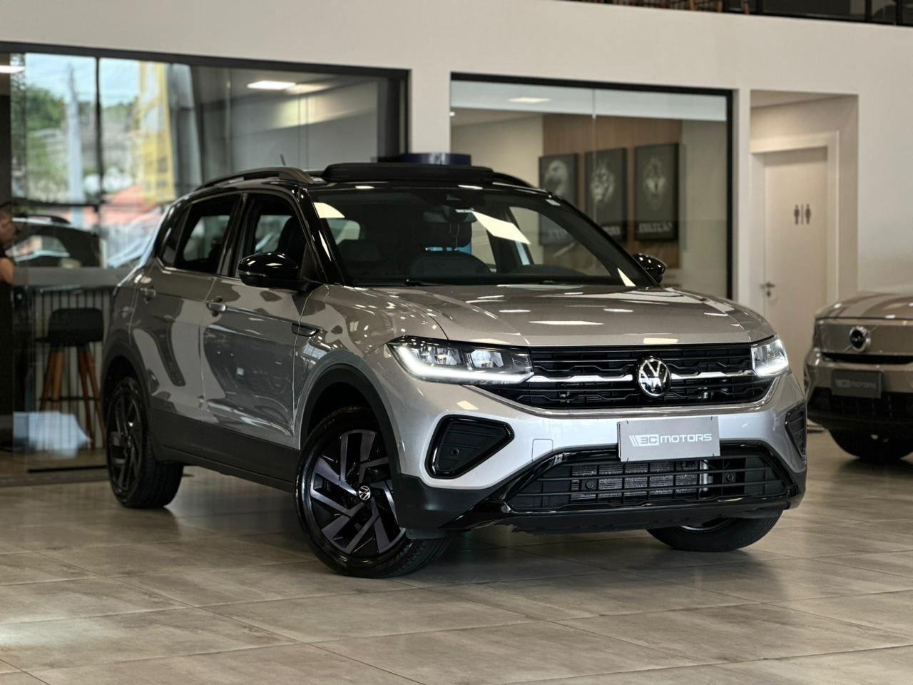 Volkswagen T-Cross 200 TSI 1.0 Flex 12V 5p Aut. na cor Prata em Florianópolis / SC - 919764