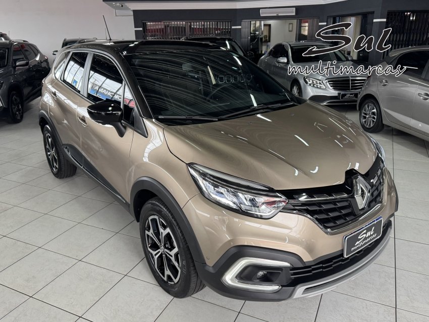 Renault Captur Iconic 1.3 TB 16V Flex 5p Aut. na cor Bege em Ponta Grossa / PR - 919805