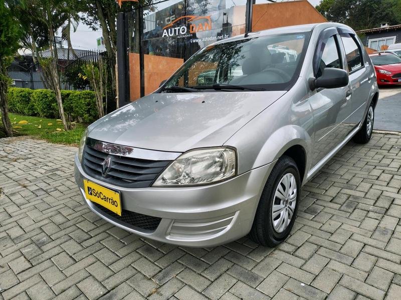 Renault Logan Authentique Hi-Flex 1.0 16V 4p na cor Prata em Curitiba / PR - 920192