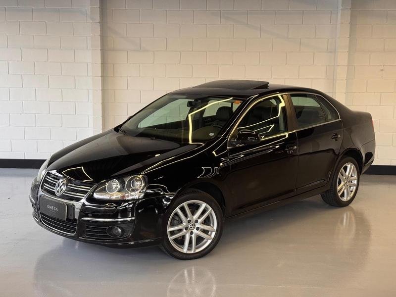 Volkswagen Jetta 2.5 20V 150/170cv Tiptronic na cor Preto em Curitiba / PR - 921230