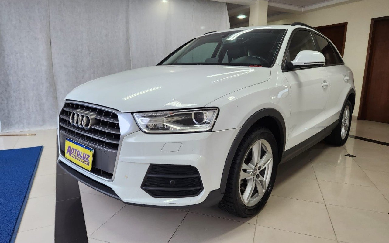 Audi Q3 1.4 TFSI/TFSI Flex S-tronic 5p na cor Branco em Curitiba / PR - 921384