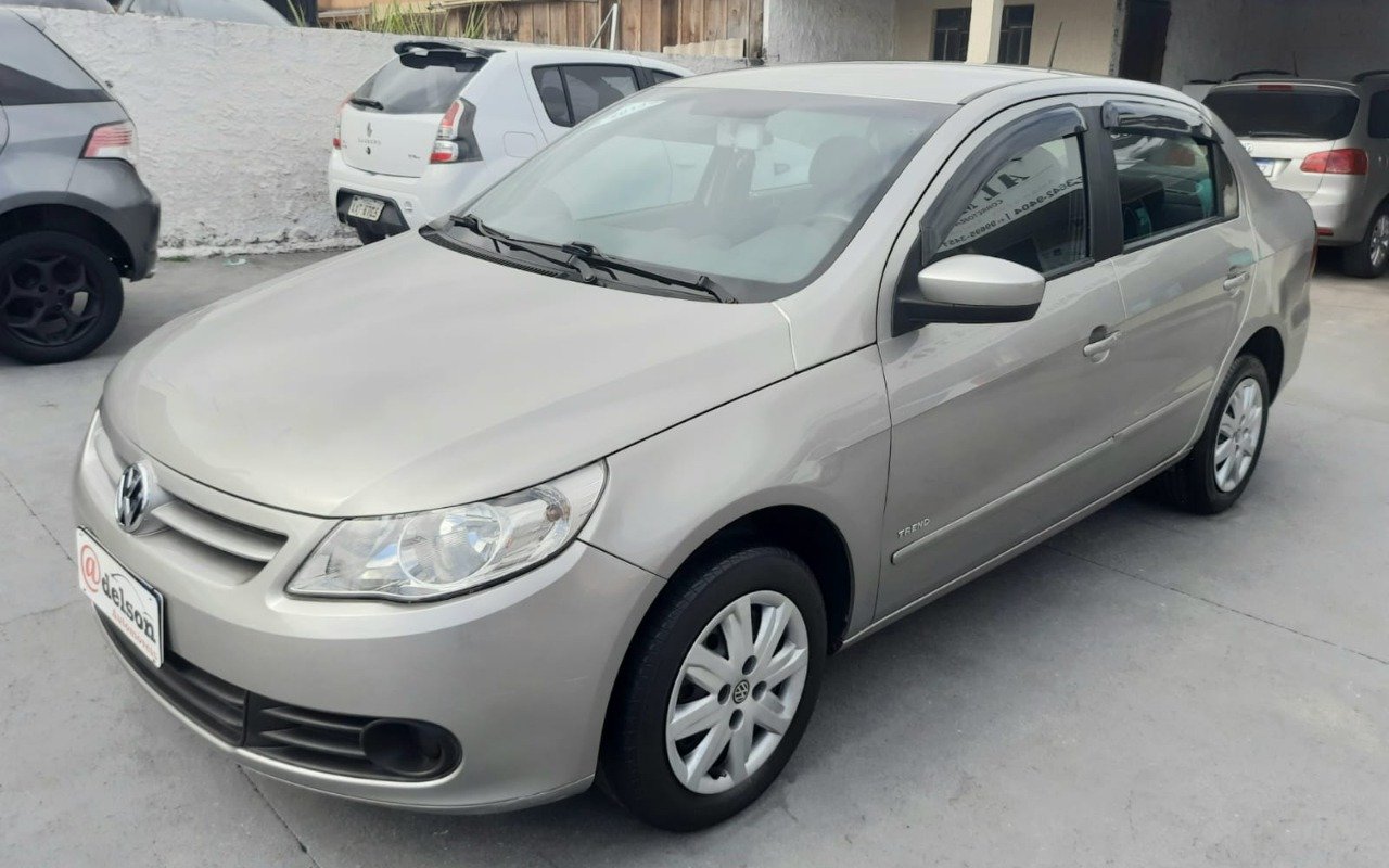 Volkswagen Voyage 1.0/1.0 City Mi Total Flex 8V 4p na cor Prata em Araucária / PR - 921625