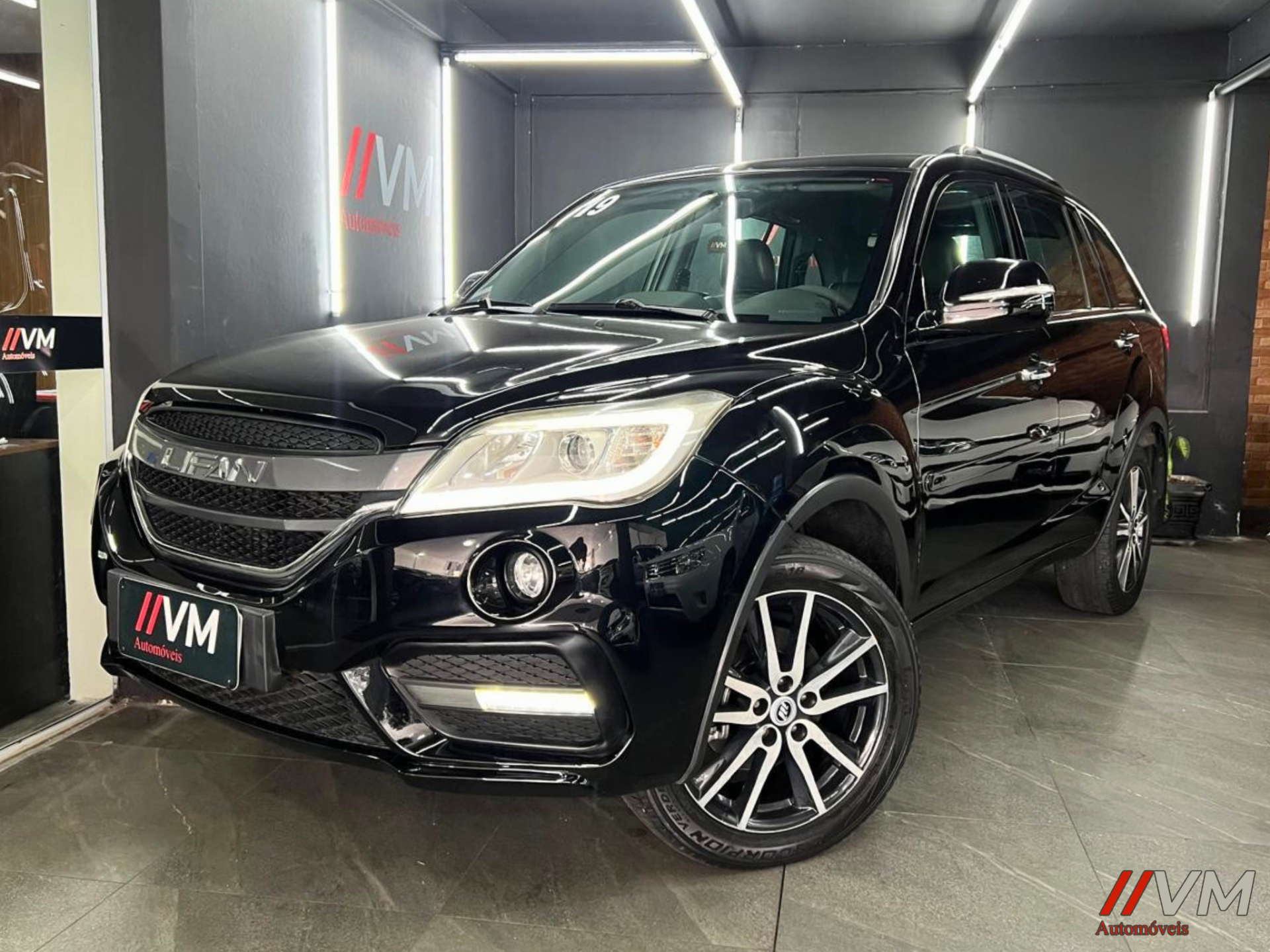 Lifan X60 1.8 16V 128cv 5p Mec. na cor Preto em Florianópolis / SC - 922002