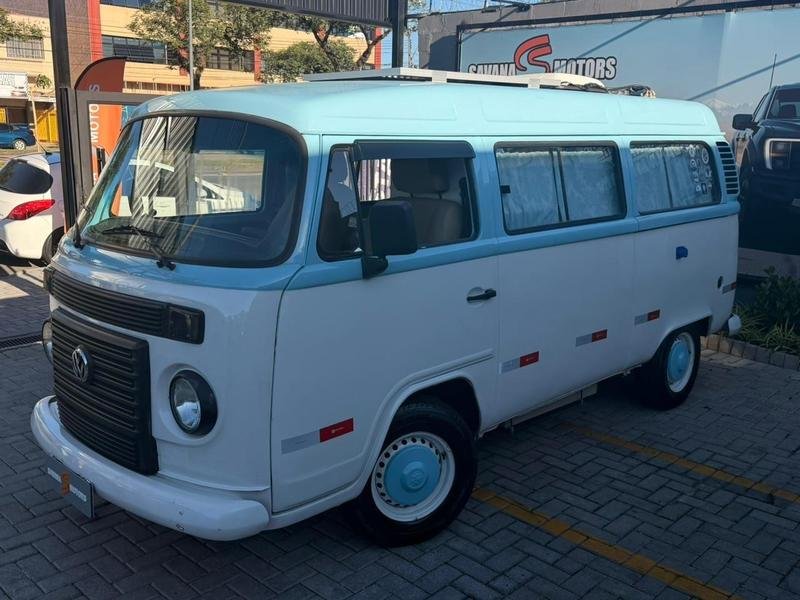 Volkswagen Kombi Standard 1.4 Mi Total Flex 8V na cor Branco em Curitiba / PR - 922407