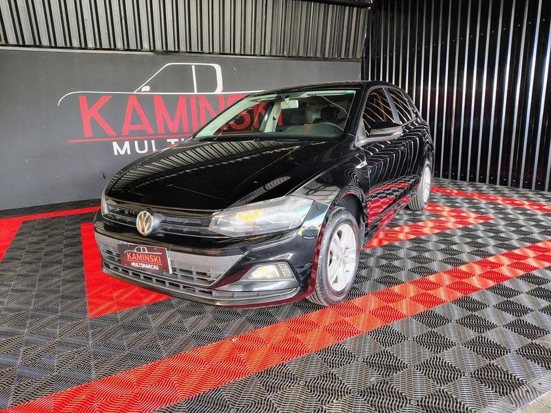 Volkswagen Polo 1.6 Mi/S.Ouro 1.6 Mi Tot.Flex 8V 5p na cor Preto em Campo Largo / PR - 922795