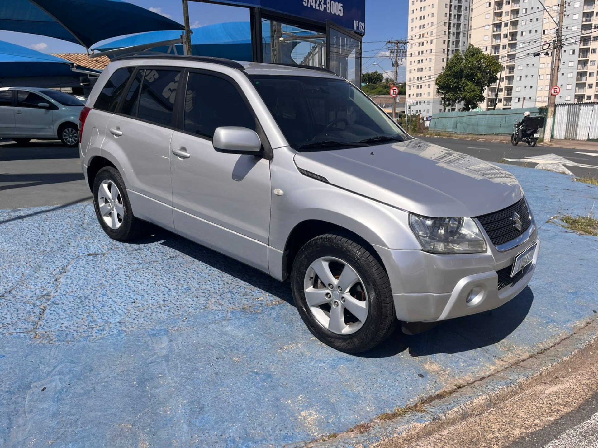 Suzuki Grand Vitara 2.0 16V 4x2/4x4 5p Aut. na cor Prata em Campinas / SP - 924299