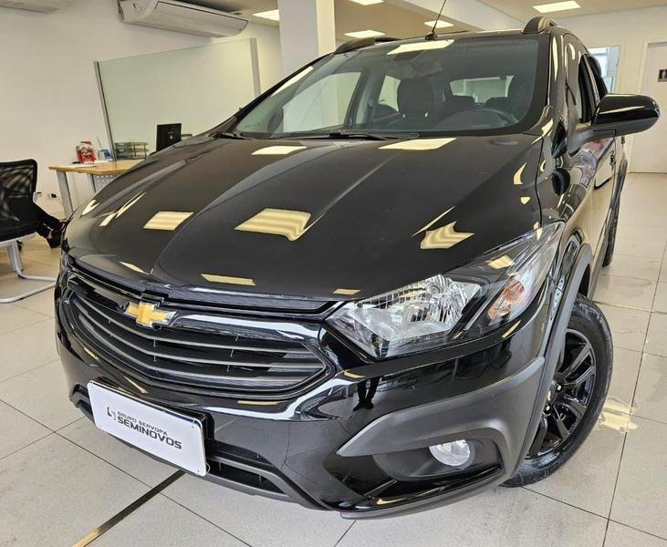 Chevrolet Onix HATCH ACTIV 1.4 8V Flex 5P Aut. na cor Preto em Curitiba / PR - 924420