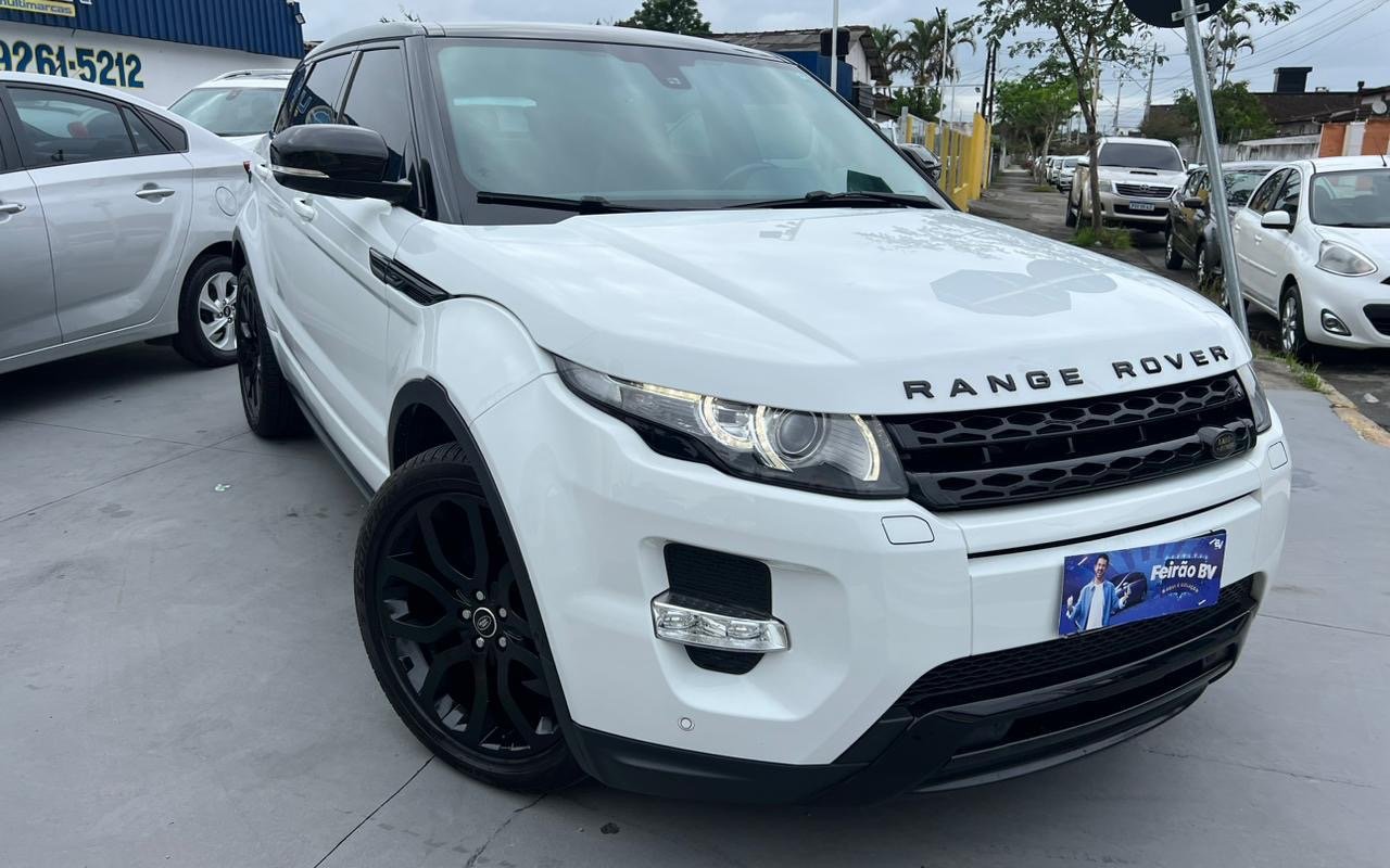 Land Rover Range Rover Evoque Dynamic 2.0 Aut 5p na cor Branco em Joinville / SC - 924638