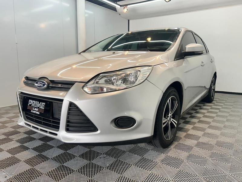 Ford Focus 1.6 S/SE/SE Plus Flex 8V/16V 5p na cor Prata em Curitiba / PR - 924951