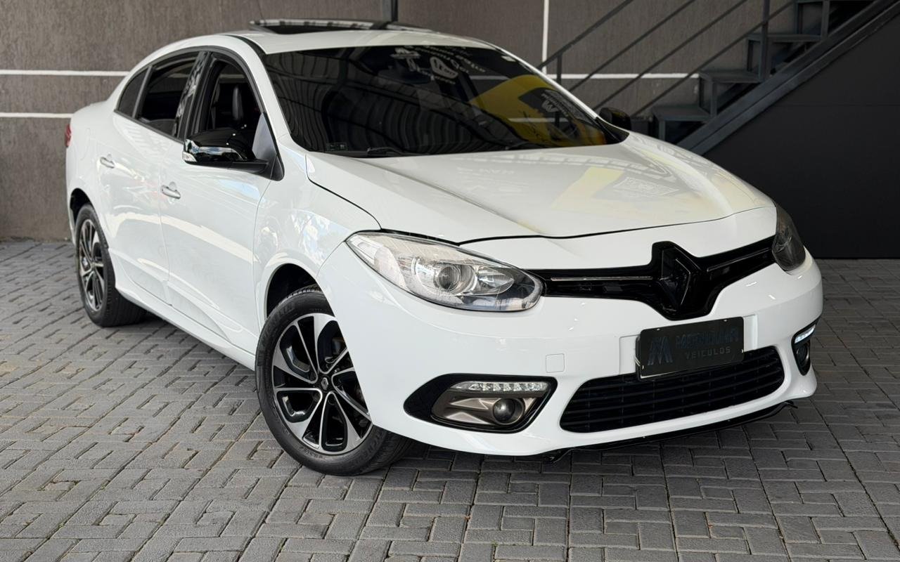 Renault Fluence Sedan GT Line 2.0 Flex Aut. na cor Branco em Curitiba / PR - 925512