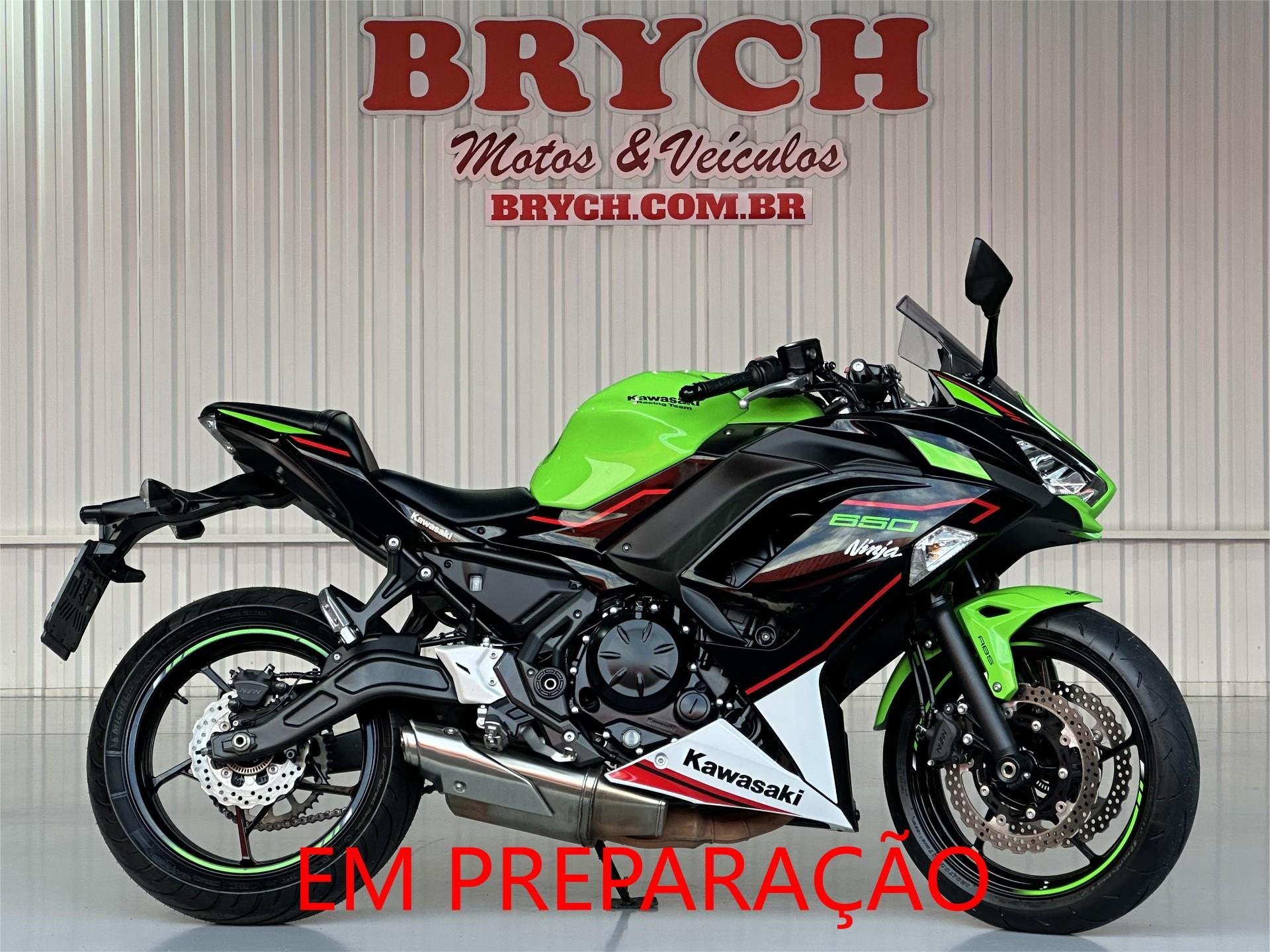 KAWASAKI NINJA 650R 649cc  na cor Verde em Pomerode / SC - 925759