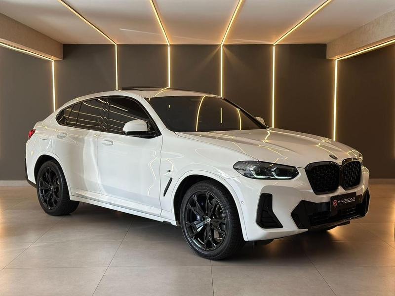 BMW X4 XDRIVE 30i M-Sport 2.0 TB 252cv Aut na cor Branco em Campo Largo / PR - 925998