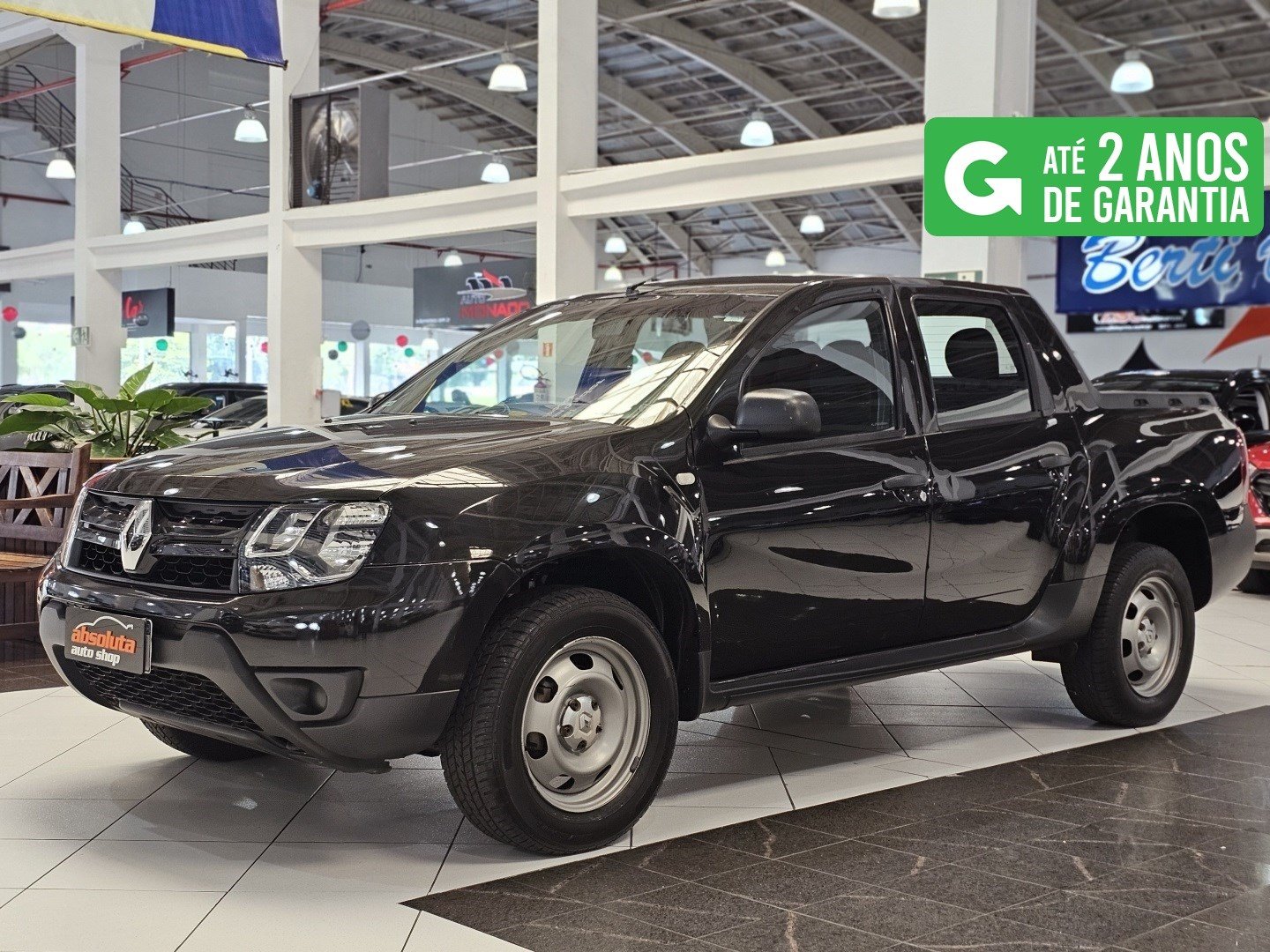 Renault Duster Oroch Express 1.6 Flex 16V Mec. na cor Preto em Curitiba / PR - 926387
