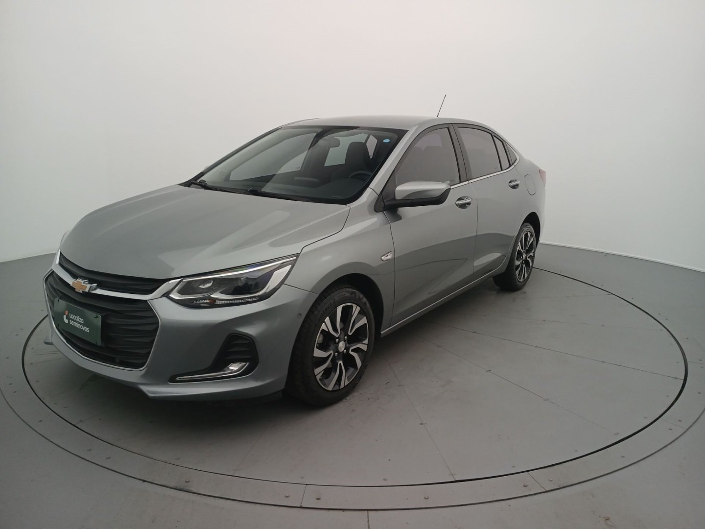 Chevrolet Onix HATCH PREM. 1.0 12V TB Flex 5p Aut. na cor Prata em Jaraguá do Sul / SC - 927024