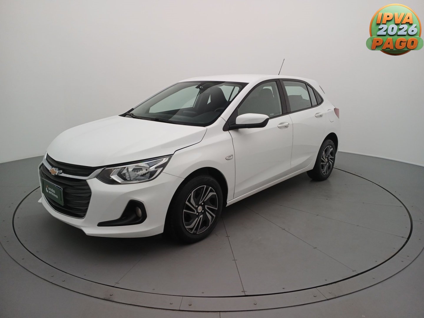 Chevrolet Onix HATCH LT 1.0 12V TB Flex 5p Mec. na cor Branco em Londrina / PR - 927096