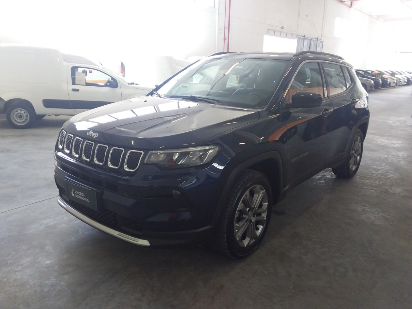Jeep Compass LONG. T270 1.3 TB 4x2 Flex Aut. na cor Azul em Brusque / SC - 927281