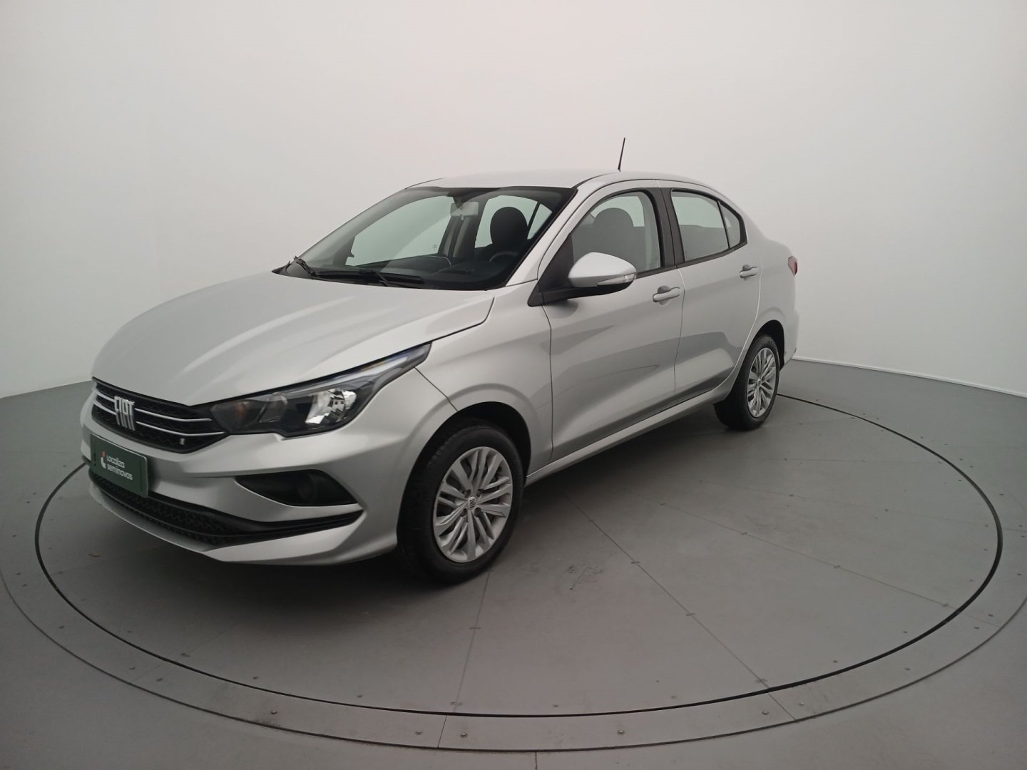 Fiat Cronos 1.3 8V Flex na cor Prata em Brusque / SC - 927348