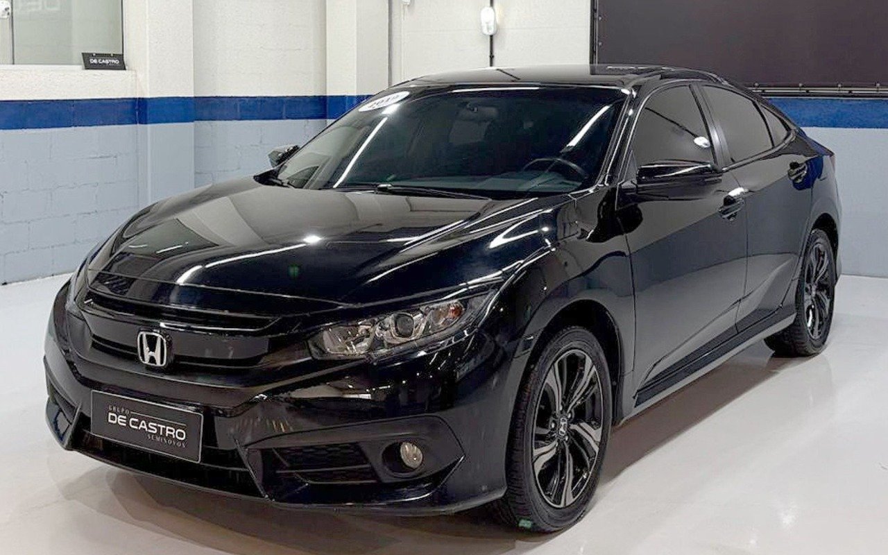 Honda Civic Sedan SPORT 2.0 Flex 16V Mec.4p na cor Preto em Curitiba / PR - 929701