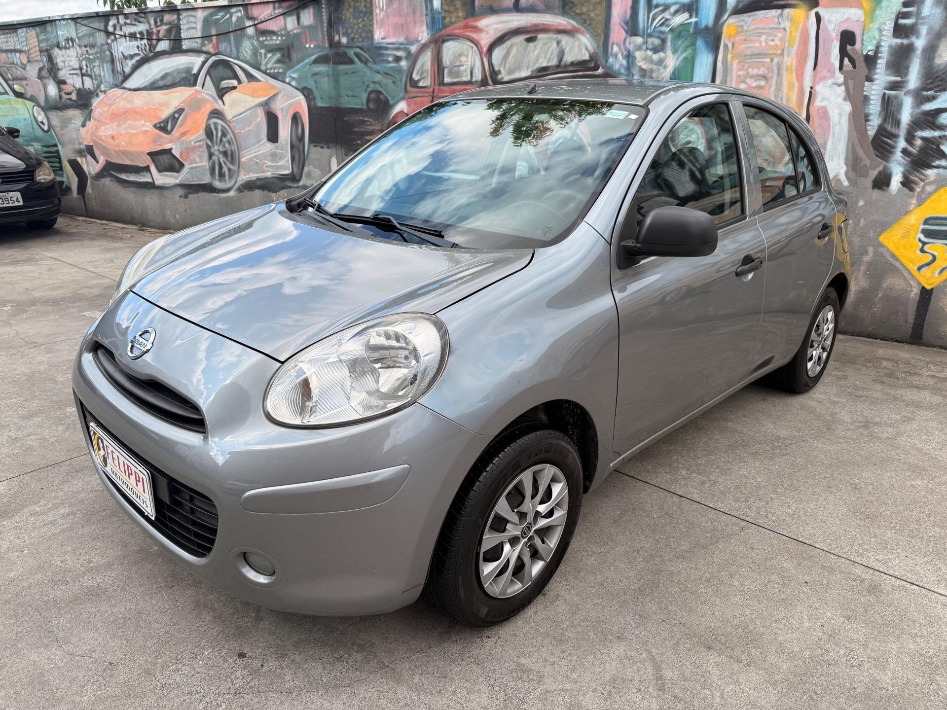 Nissan MARCH S 1.0 16V Flex Fuel 5p na cor Cinza em Joinville / SC - 929806