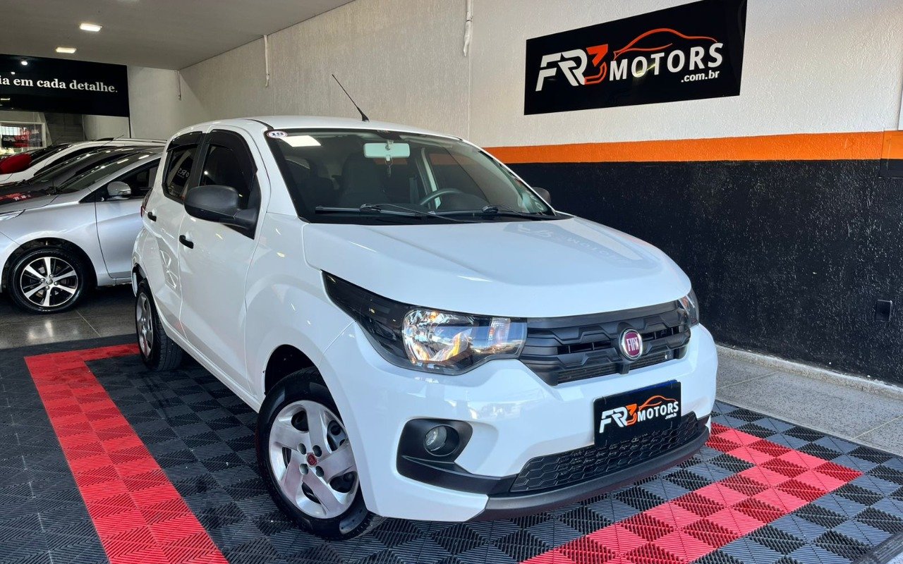 Fiat Mobi LIKE 1.0 Fire Flex 5p. na cor Branco no Gravataí / RS - 929811