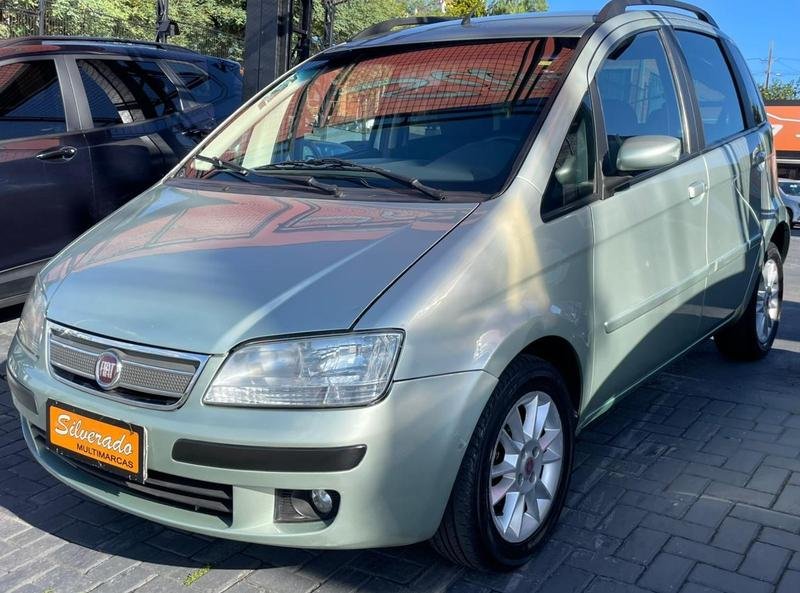 Fiat Idea Advent./ Adv.LOCKER 1.8 mpi Flex 5p na cor Verde em São José dos Pinhais / PR - 930075