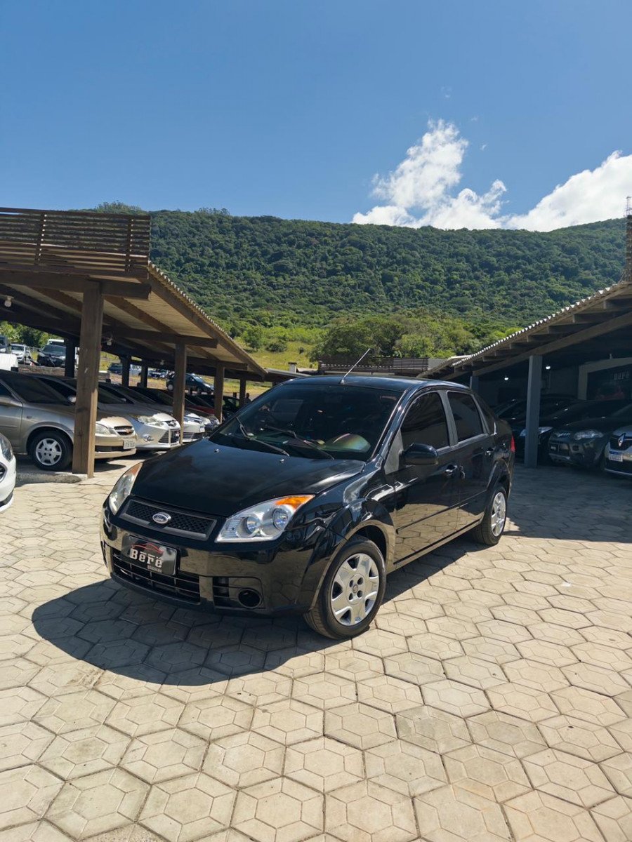 Ford Fiesta Sed. 1.6 8V Flex 4p na cor Preto no Osório / RS - 930250