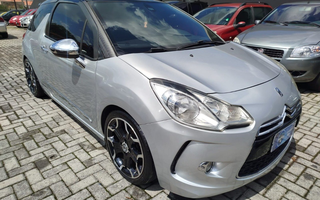 Citroën DS3 1.6 Turbo 16V 3p Mec. na cor Cinza em Curitiba / PR - 930253