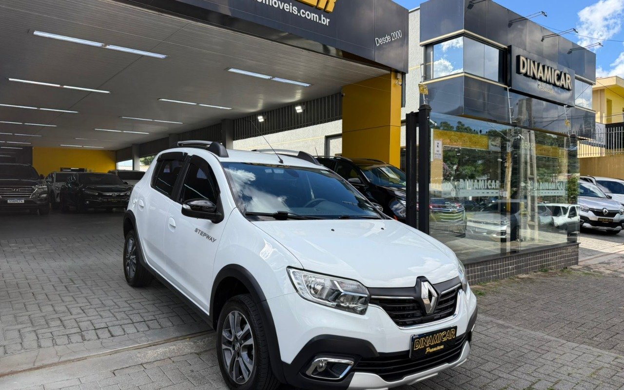 Renault Stepway Iconic Flex 1.6 16V Aut. na cor Branco em Curitiba / PR - 930289